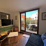 En Rez De Chaussée 100m De La 4pcv11