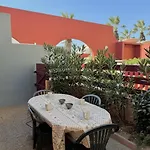 En Rez De Chaussée 100m De La 4pcv11 *
